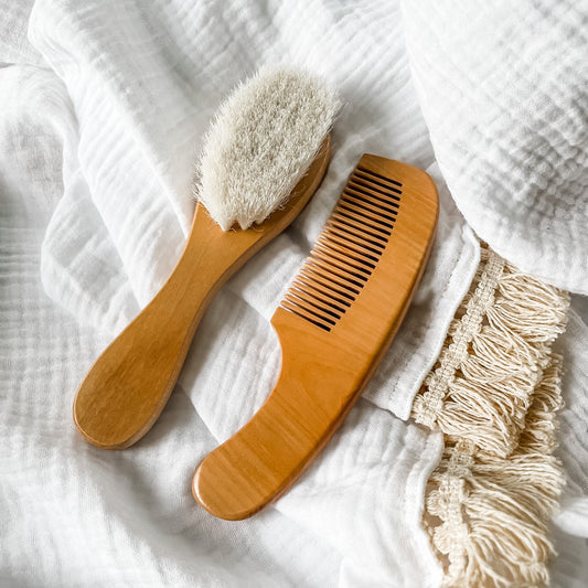Newborn Hairbrush & Comb Set