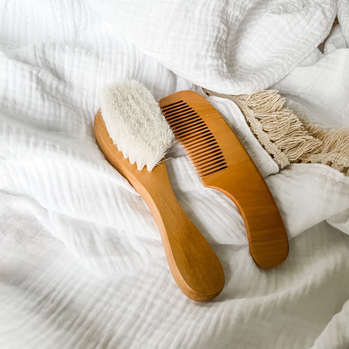 Newborn Hairbrush & Comb Set